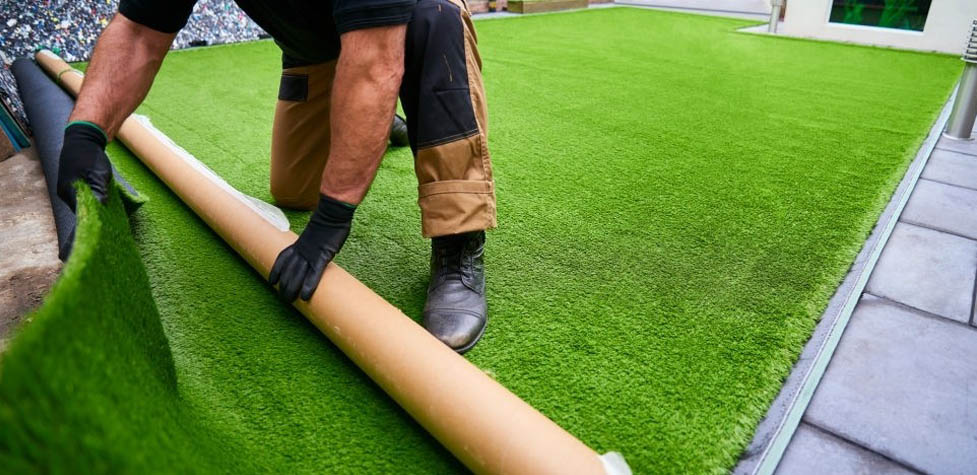 artificial grass installation dubai