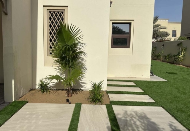 Dubai landscaping 1024x708