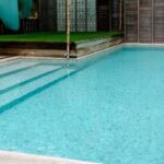 clean-swimming-pool